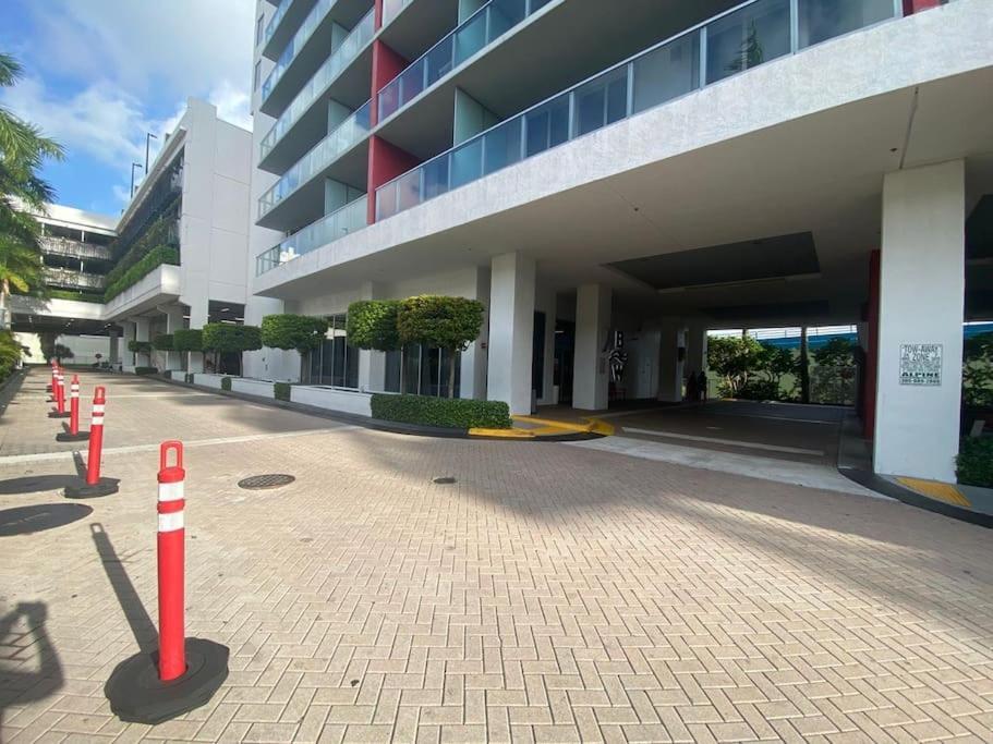 Miami Beach 1B/1B Incredible View Apartment With Kitchen Plaja Hallandale Exterior foto